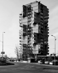 le champ des méduses,oto oltvanji,éditions agullo,chronique littéraire,blog littéraire,blog mon roman noir et bien serré,parution 2026,roman noir,roman policier,littérature noire,sortie 2026